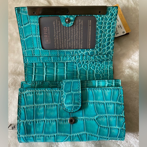 PATRICIA NASH  Cametti Croco Embossed Aqua Wallet - Picture 5 of 13